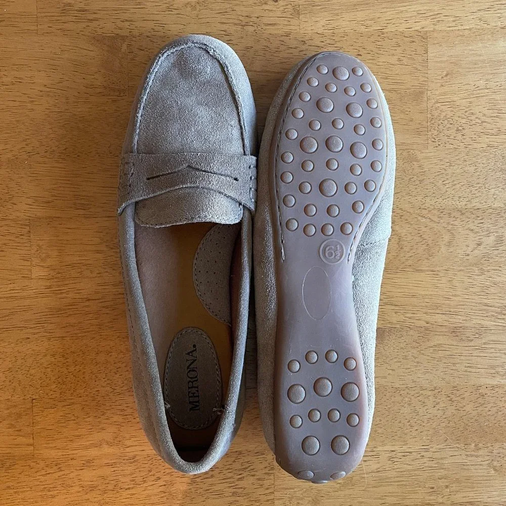 NWOT Size 6.5 tan Merona suede loafers - Picture 3 of 4